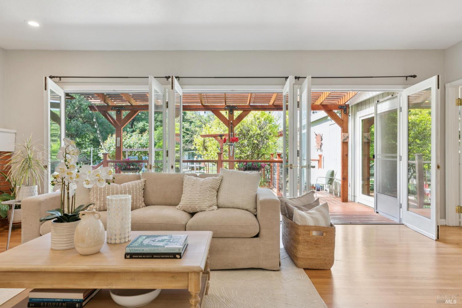 Detail Gallery Image 9 of 98 For 1195 Congress Valley Rd, Napa,  CA 94558 - 4 Beds | 4 Baths