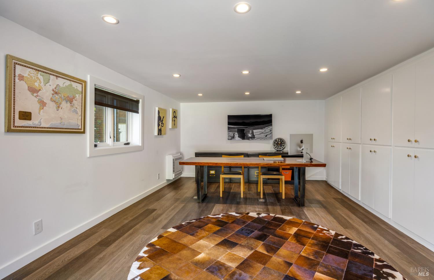 Detail Gallery Image 39 of 52 For 138 Madrona Ave, Belvedere,  CA 94920 - 4 Beds | 3/1 Baths