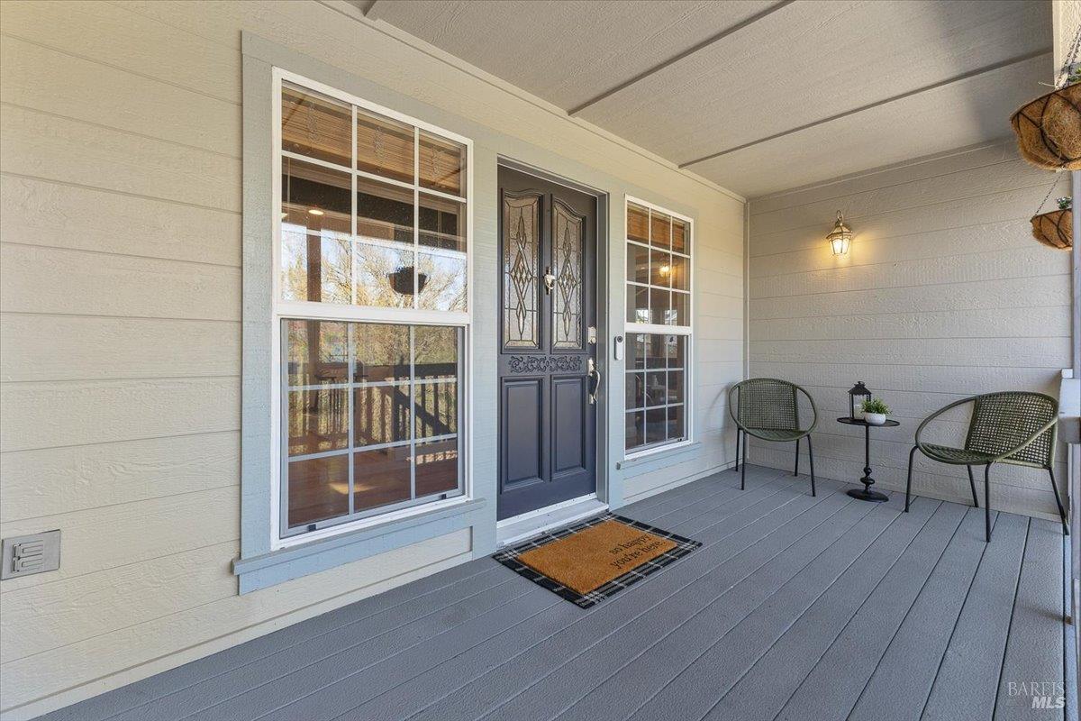 Detail Gallery Image 6 of 58 For 6081 Malcom Ln, Penngrove,  CA 94951 - 3 Beds | 2/1 Baths