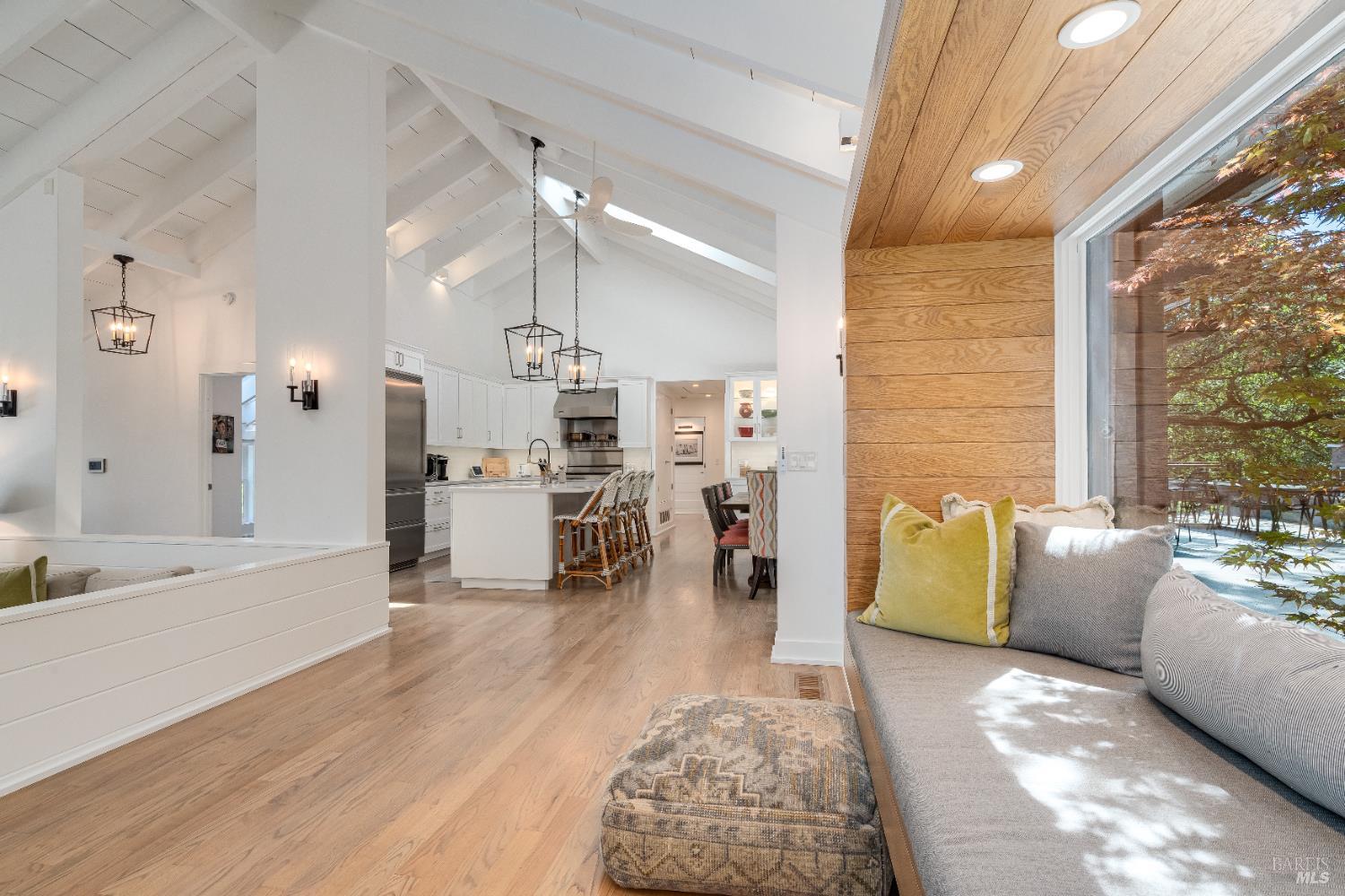 Detail Gallery Image 27 of 53 For 807 Wild Oak Dr, Santa Rosa,  CA 95409 - 3 Beds | 3/1 Baths