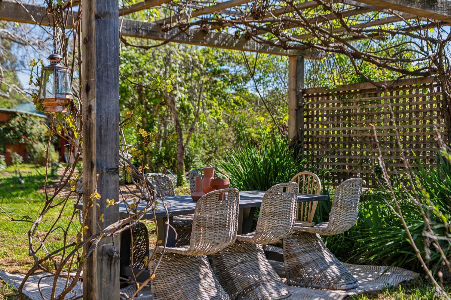 Detail Gallery Image 55 of 69 For 18 Cypress Rd, Point Reyes Station,  CA 94956 - 4 Beds | 1/1 Baths