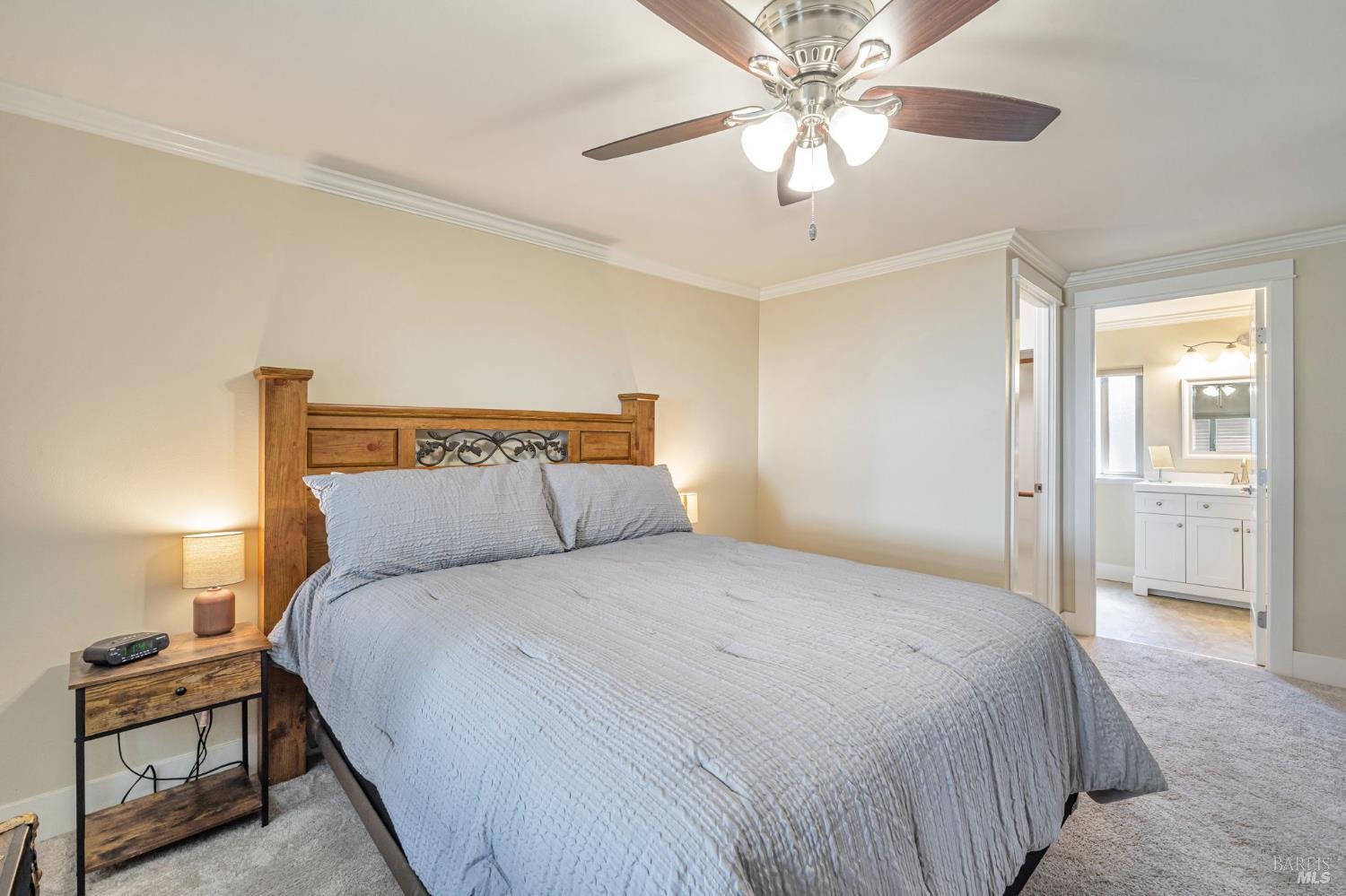 Detail Gallery Image 5 of 36 For 103 Glenoak Ct, Santa Rosa,  CA 95405 - 2 Beds | 2 Baths