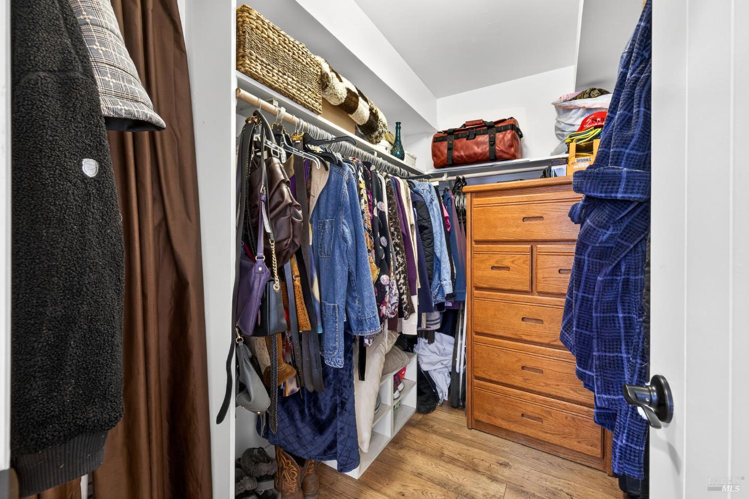 Detail Gallery Image 35 of 82 For 433 San Geronimo Valley Dr, San Geronimo,  CA 94963 - 4 Beds | 2/1 Baths