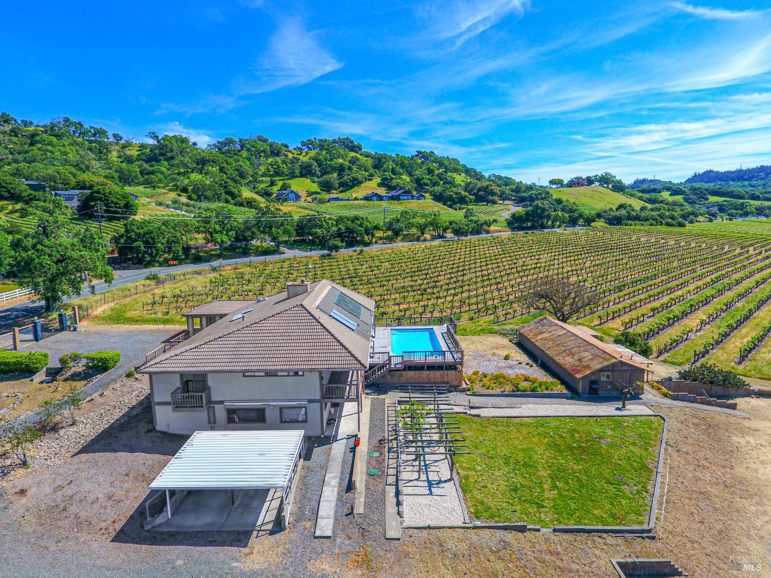 Detail Gallery Image 5 of 60 For 590 Pleasant Ave, Santa Rosa,  CA 95403 - 4 Beds | 3 Baths