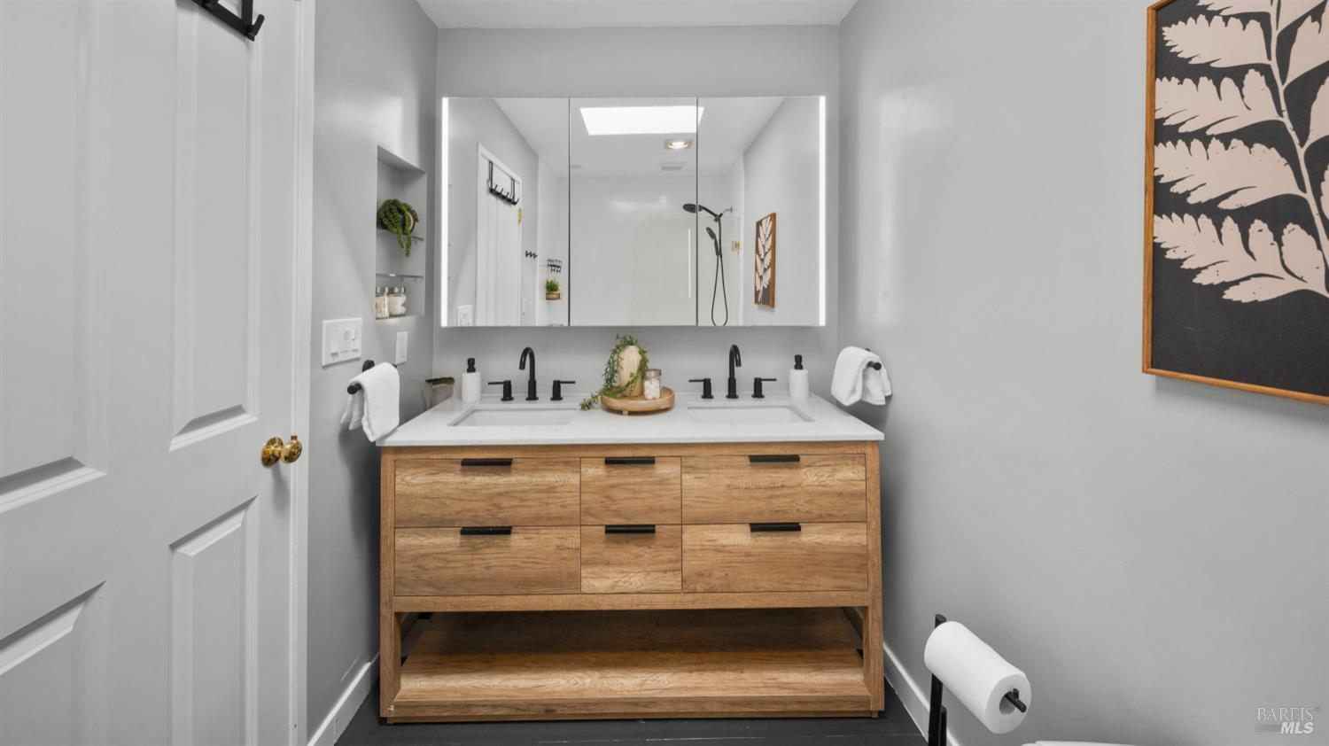 Detail Gallery Image 23 of 36 For 143 Knollwood Dr, San Rafael,  CA 94901 - 3 Beds | 2 Baths