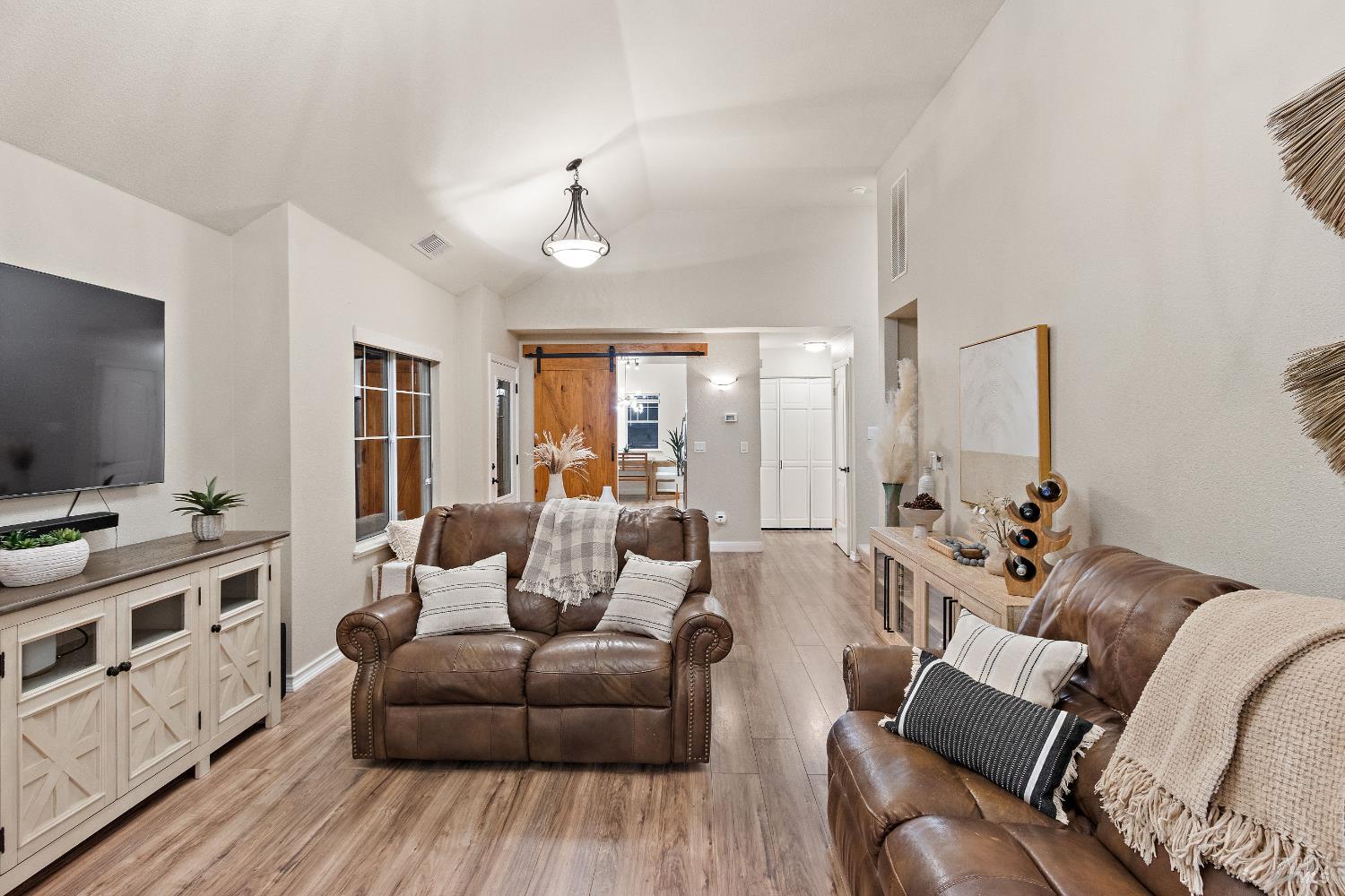 Detail Gallery Image 7 of 40 For 70 Marina Ridge Ct, Vallejo,  CA 94591 - 3 Beds | 2/1 Baths