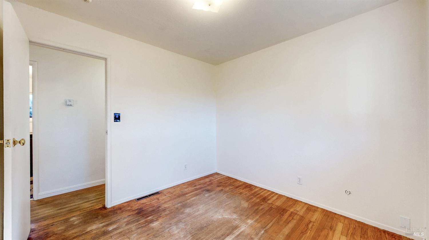 Detail Gallery Image 20 of 34 For 4872 Canyon Dr, Santa Rosa,  CA 95409 - 4 Beds | 2 Baths