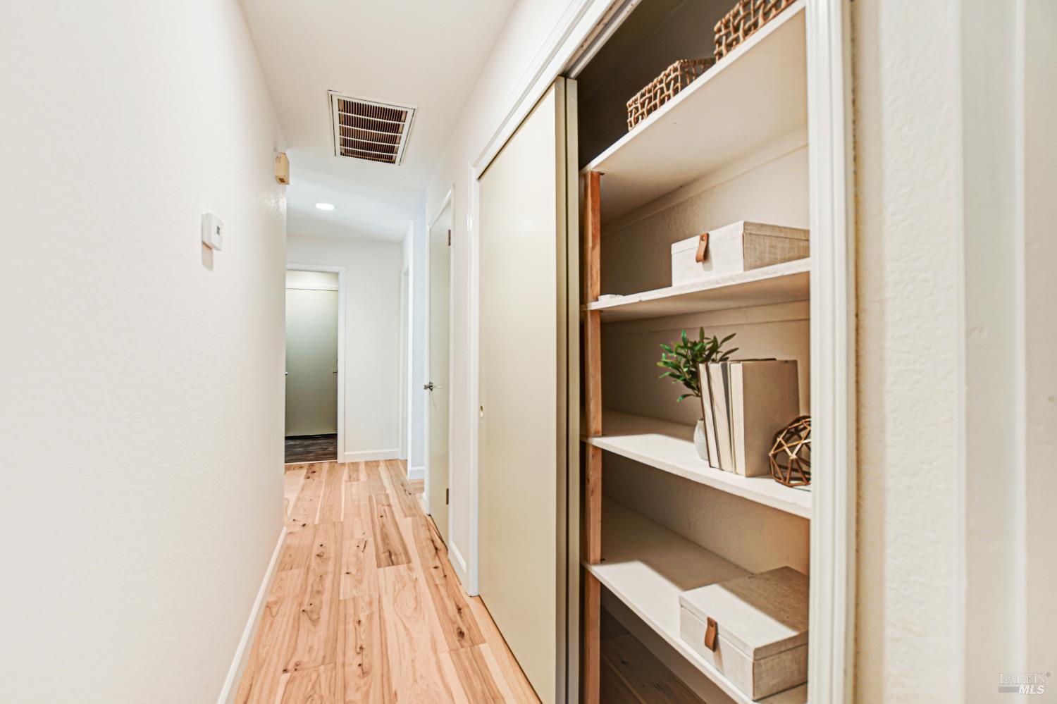 Detail Gallery Image 40 of 65 For 186 Barrio Way, Windsor,  CA 95492 - 3 Beds | 2 Baths