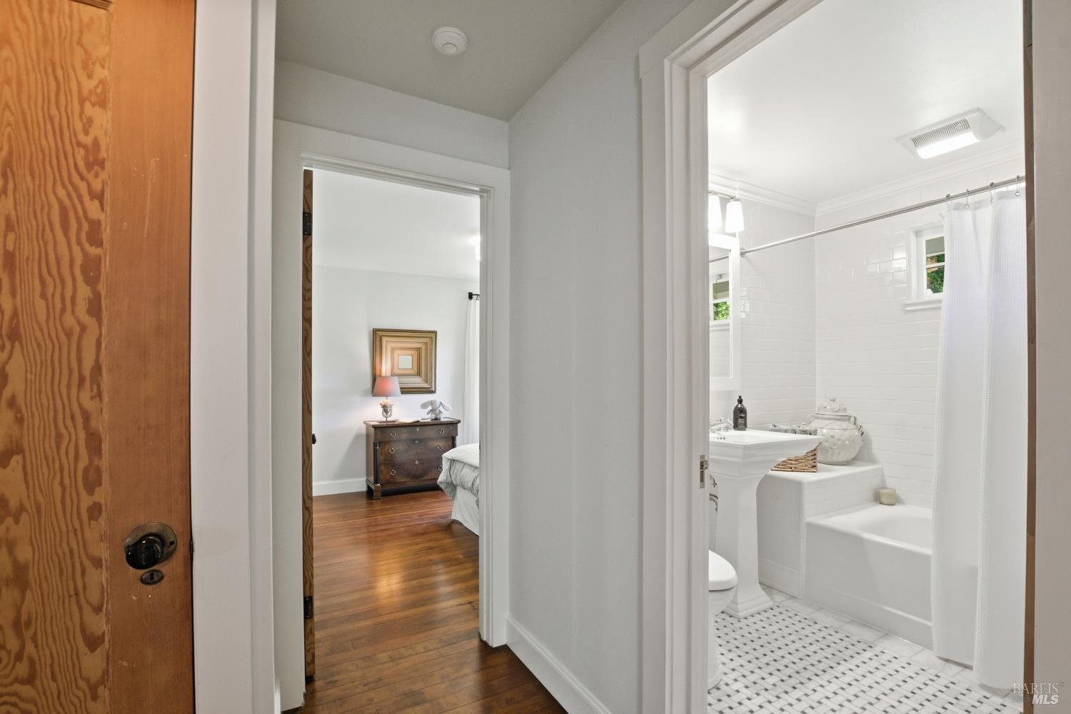 Detail Gallery Image 18 of 58 For 2072 Kirkland Ave, Napa,  CA 94558 - 3 Beds | 2 Baths