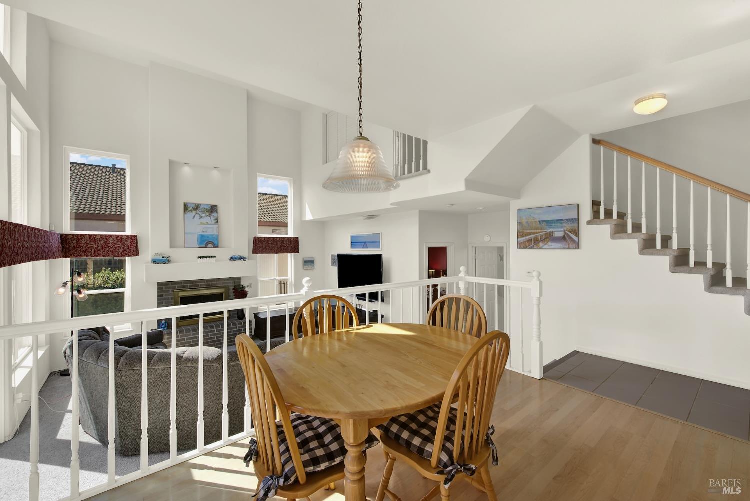 Detail Gallery Image 33 of 75 For 150 Deerglen Cir, Vacaville,  CA 95687 - 5 Beds | 3 Baths