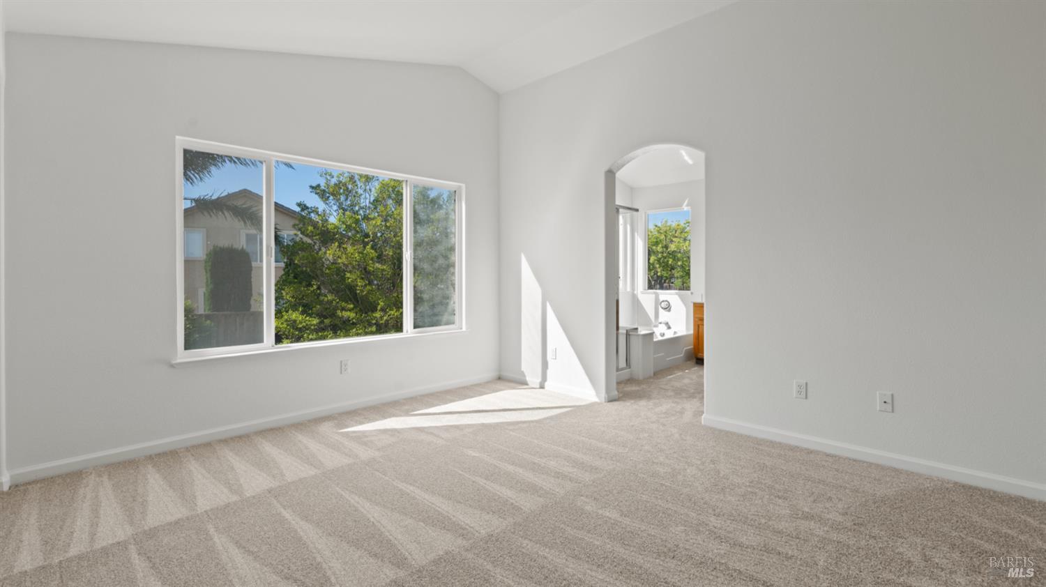 Detail Gallery Image 37 of 49 For 587 Abbey Dr, Fairfield,  CA 94534 - 3 Beds | 3 Baths