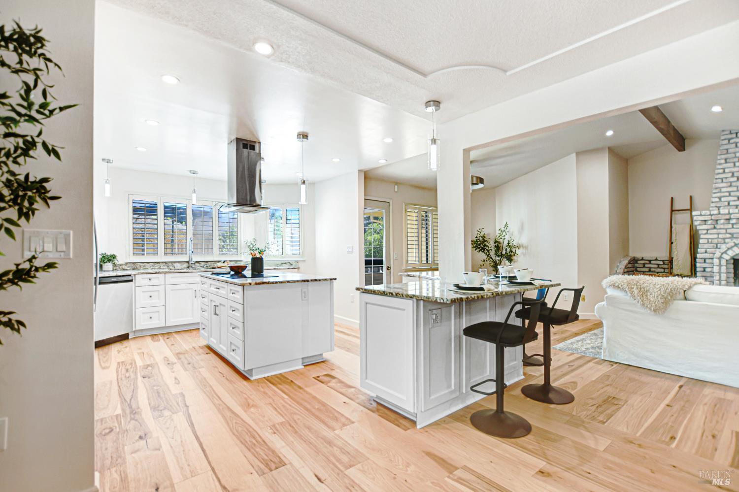 Detail Gallery Image 20 of 65 For 186 Barrio Way, Windsor,  CA 95492 - 3 Beds | 2 Baths