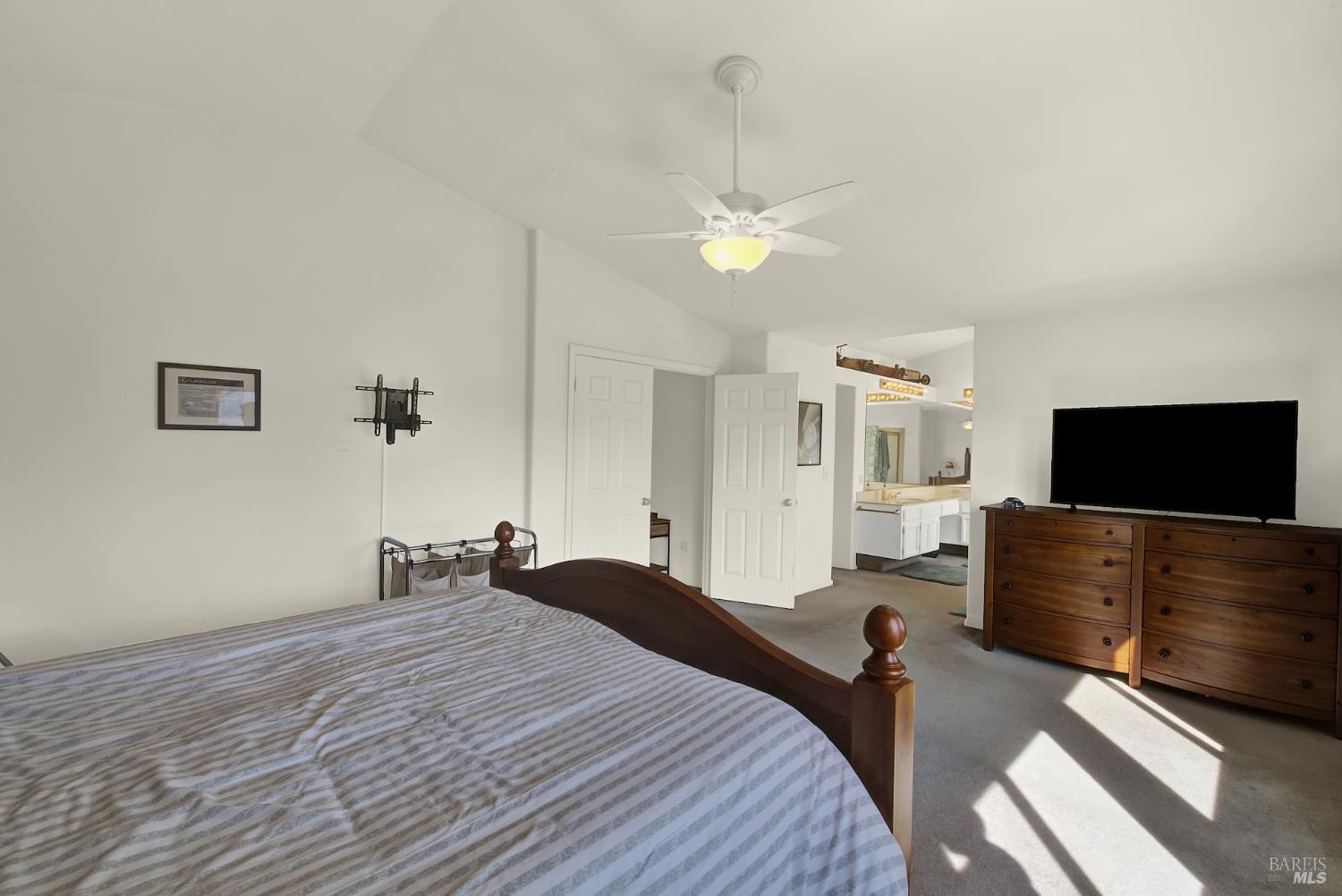 Detail Gallery Image 52 of 75 For 150 Deerglen Cir, Vacaville,  CA 95687 - 5 Beds | 3 Baths