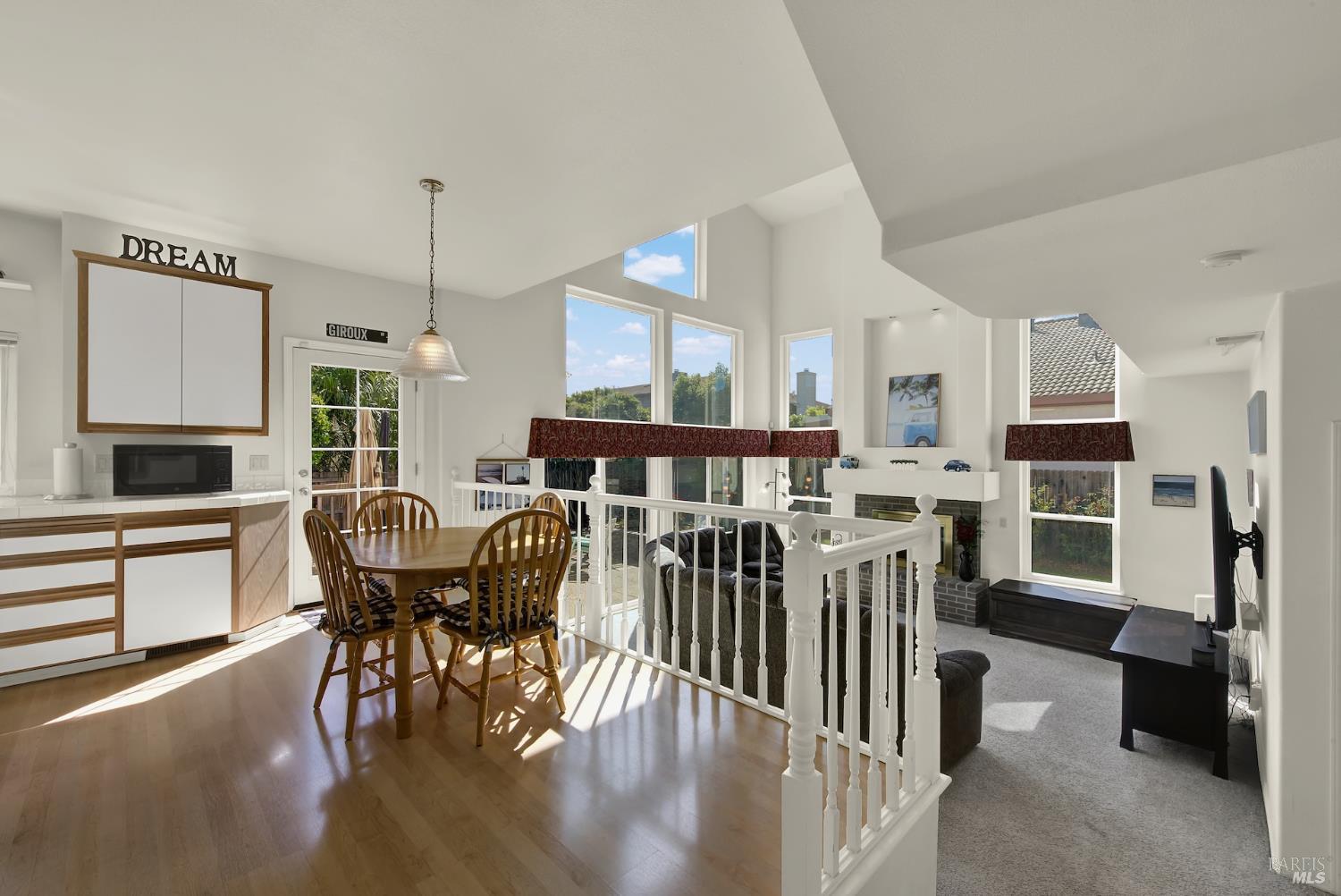 Detail Gallery Image 36 of 75 For 150 Deerglen Cir, Vacaville,  CA 95687 - 5 Beds | 3 Baths