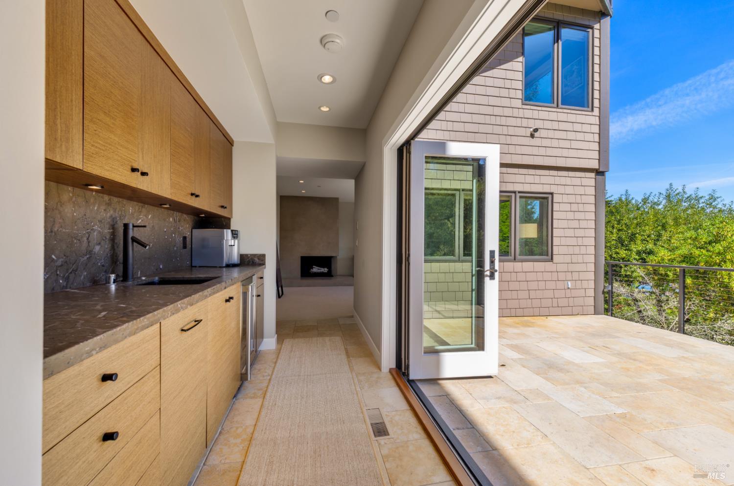 Detail Gallery Image 31 of 52 For 138 Madrona Ave, Belvedere,  CA 94920 - 4 Beds | 3/1 Baths