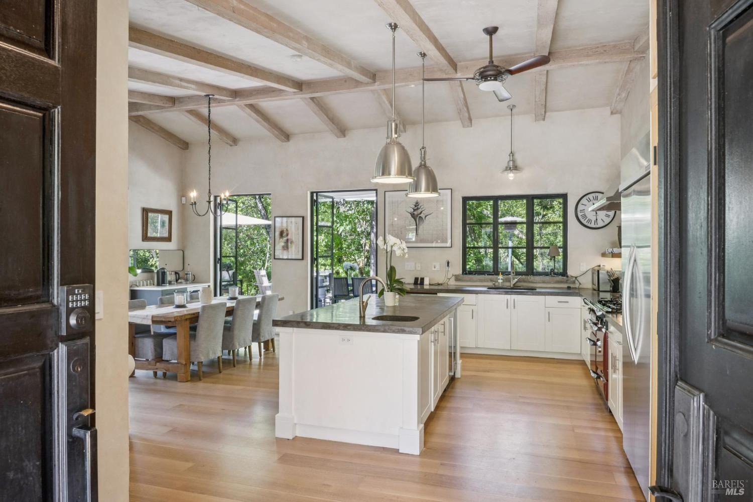 Detail Gallery Image 8 of 48 For 899 Adobe Canyon Rd, Kenwood,  CA 95452 - 2 Beds | 3 Baths