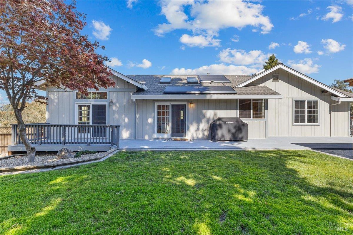 Detail Gallery Image 33 of 58 For 6081 Malcom Ln, Penngrove,  CA 94951 - 3 Beds | 2/1 Baths