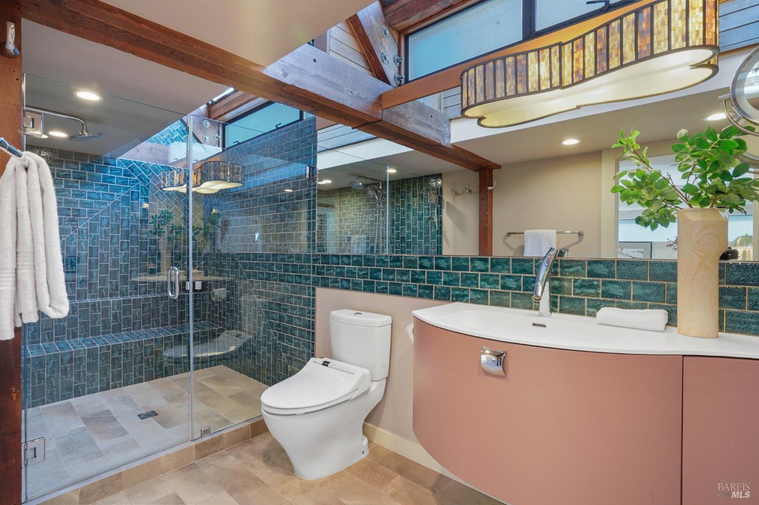 Detail Gallery Image 19 of 31 For 58 Liberty Dock Unkn, Sausalito,  CA 94965 - 2 Beds | 2/1 Baths