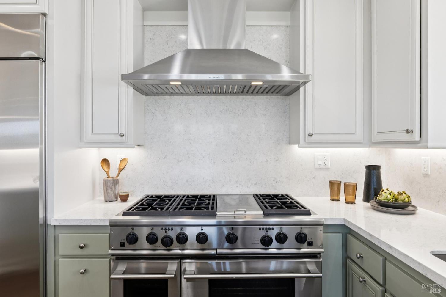 Detail Gallery Image 31 of 99 For 40 Miwok Dr, Novato,  CA 94947 - 5 Beds | 4/1 Baths