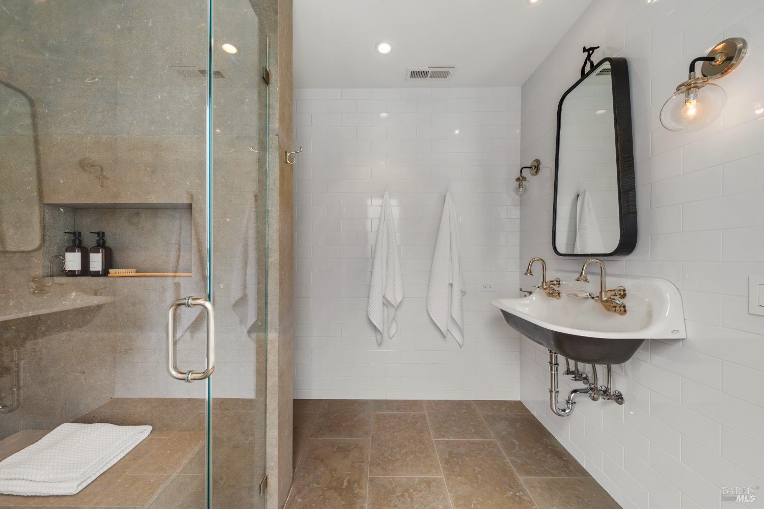 Detail Gallery Image 40 of 97 For 80 Laurel Grove Ave, Ross,  CA 94957 - 5 Beds | 5/1 Baths