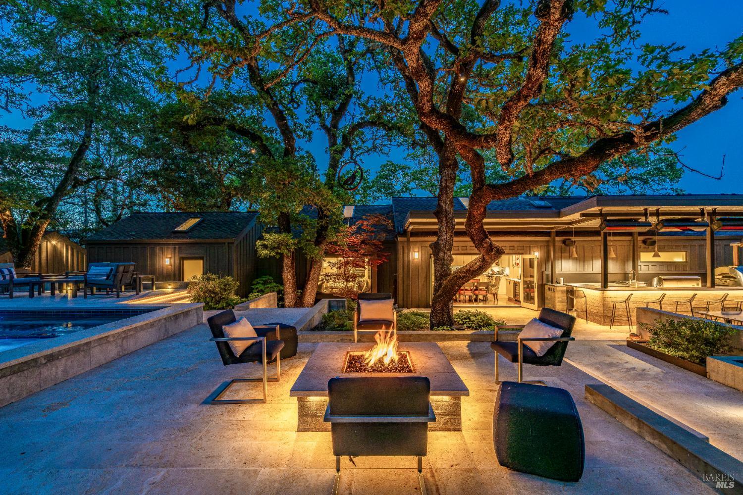 Detail Gallery Image 45 of 53 For 807 Wild Oak Dr, Santa Rosa,  CA 95409 - 3 Beds | 3/1 Baths