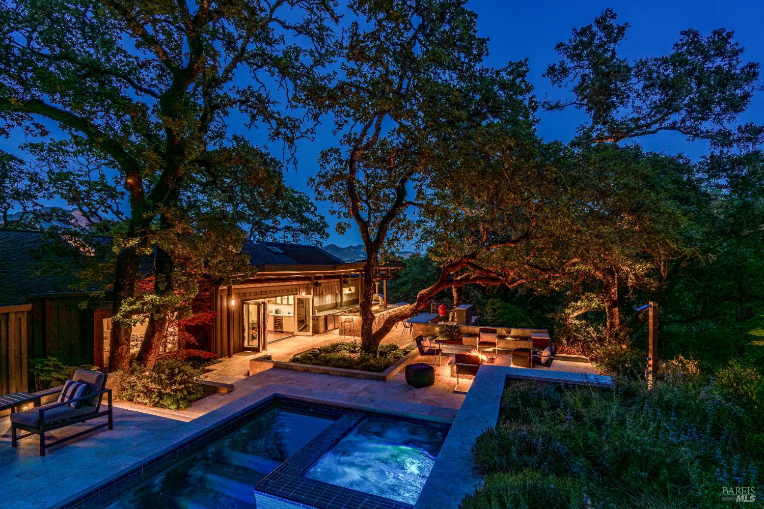 Detail Gallery Image 49 of 53 For 807 Wild Oak Dr, Santa Rosa,  CA 95409 - 3 Beds | 3/1 Baths