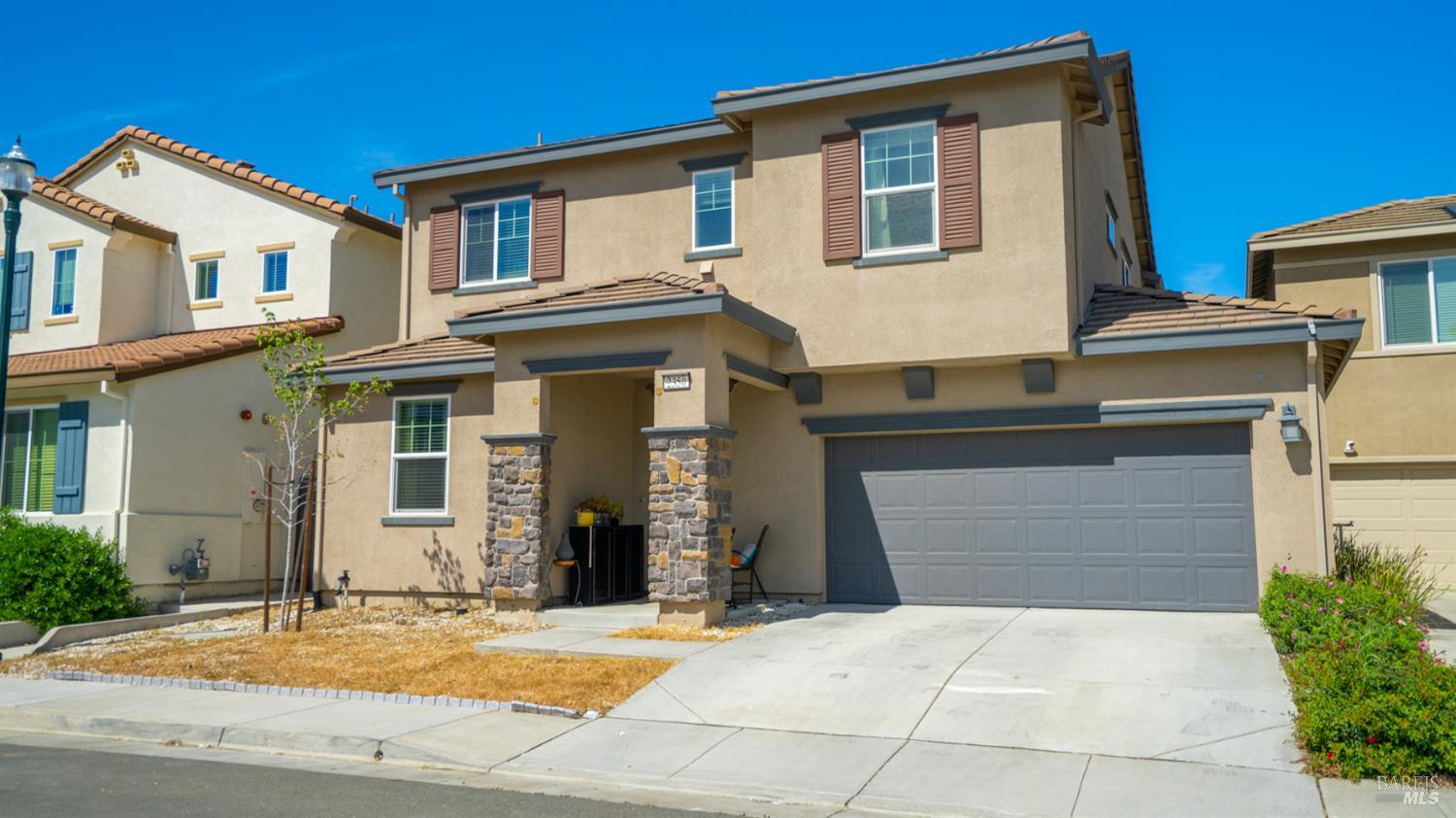 Detail Gallery Image 3 of 41 For 2350 Sheldon Dr, Fairfield,  CA 94533 - 4 Beds | 2/1 Baths