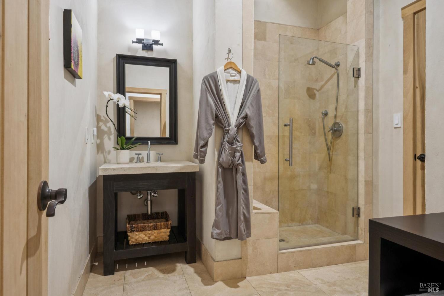 Detail Gallery Image 37 of 48 For 899 Adobe Canyon Rd, Kenwood,  CA 95452 - 2 Beds | 3 Baths