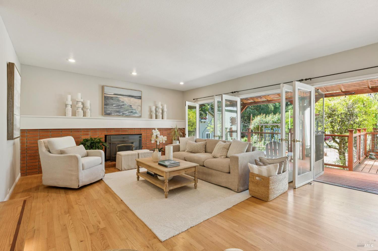 Detail Gallery Image 10 of 98 For 1195 Congress Valley Rd, Napa,  CA 94558 - 4 Beds | 4 Baths