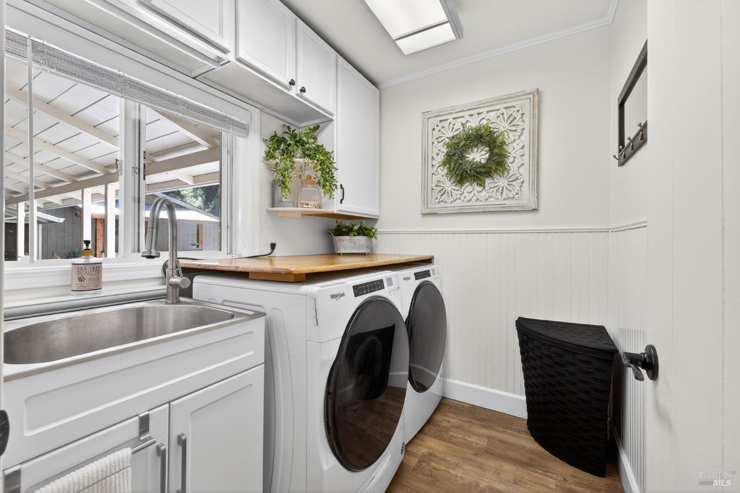 Detail Gallery Image 32 of 82 For 433 San Geronimo Valley Dr, San Geronimo,  CA 94963 - 4 Beds | 2/1 Baths