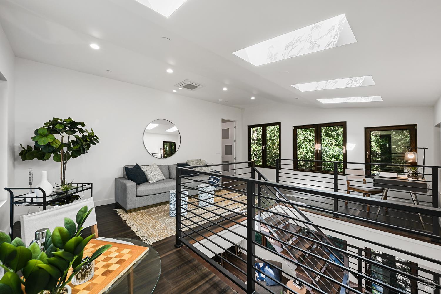 Detail Gallery Image 43 of 84 For 14685 Willow Rd, Guerneville,  CA 95446 - 3 Beds | 3 Baths