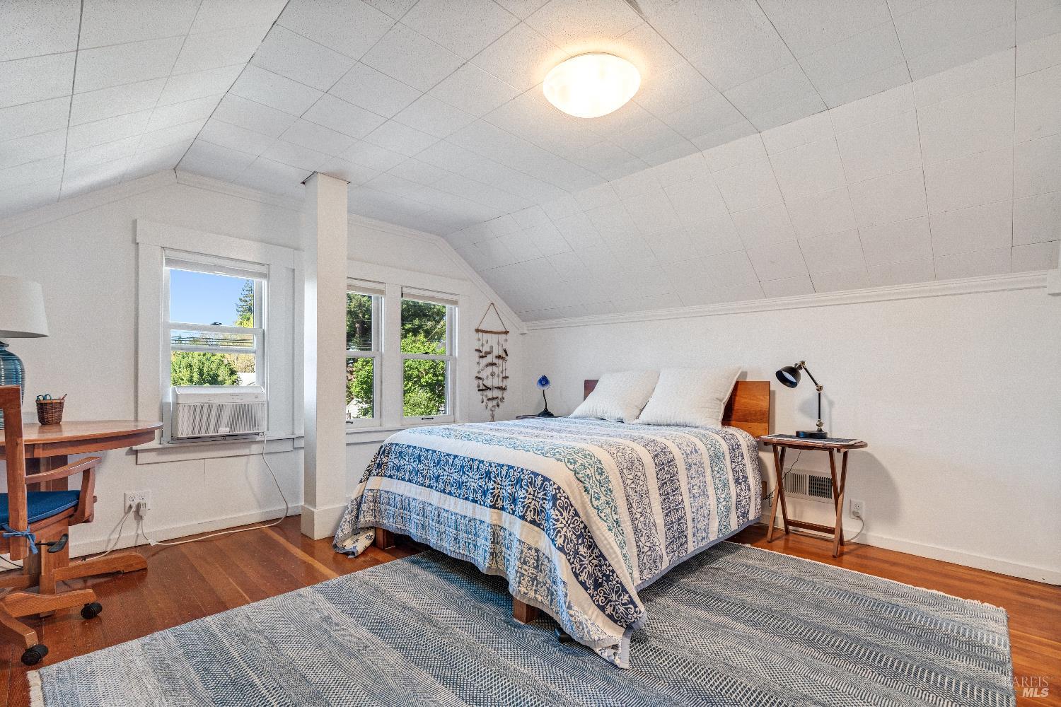 Detail Gallery Image 41 of 41 For 915 St Helena Ave, Santa Rosa,  CA 95404 - 4 Beds | 2/1 Baths