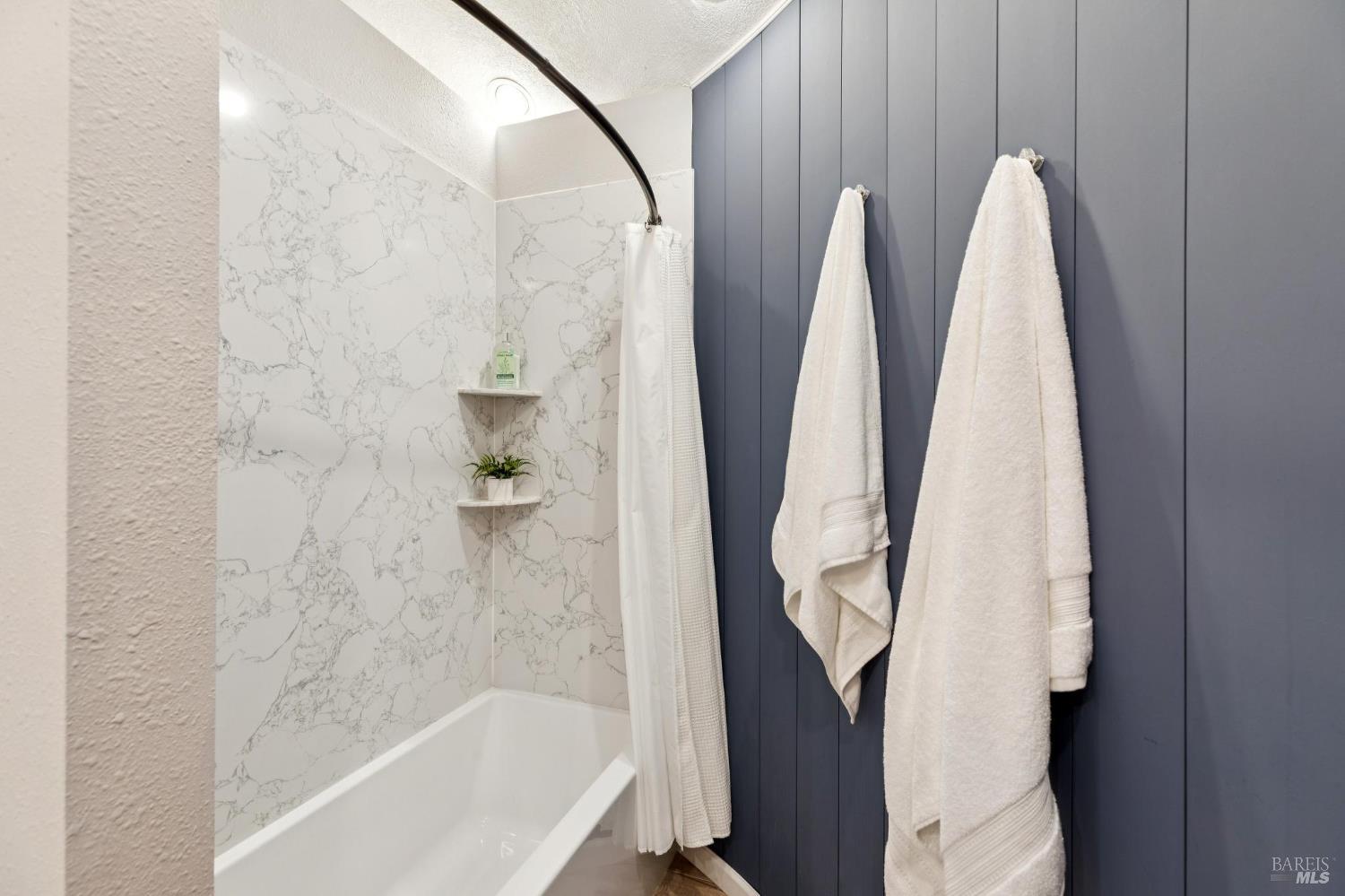 Detail Gallery Image 52 of 98 For 1195 Congress Valley Rd, Napa,  CA 94558 - 4 Beds | 4 Baths