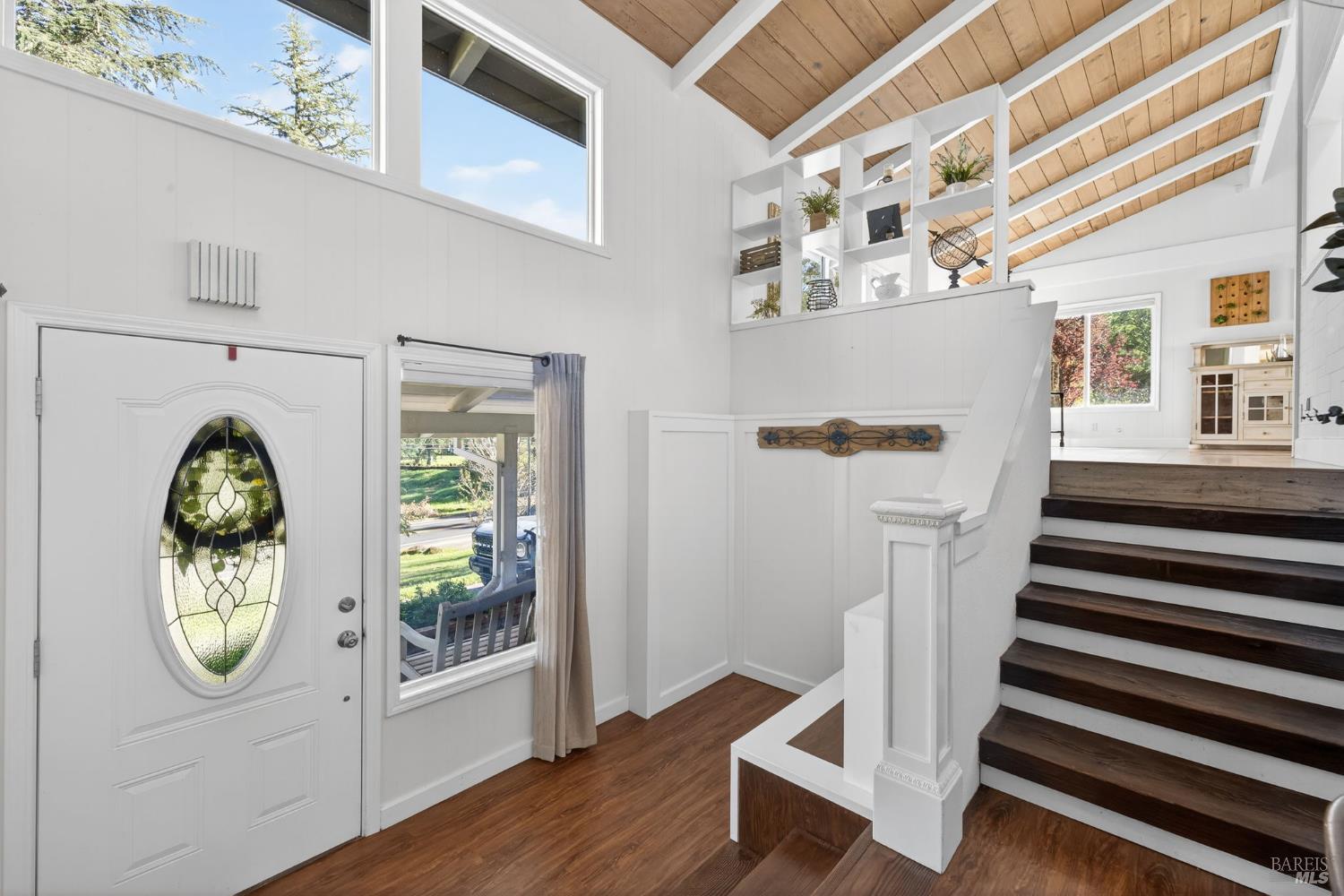 Detail Gallery Image 9 of 82 For 433 San Geronimo Valley Dr, San Geronimo,  CA 94963 - 4 Beds | 2/1 Baths