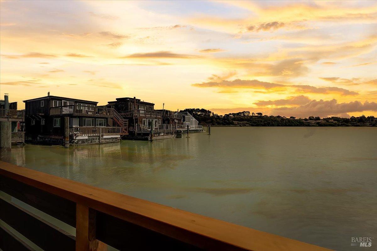 Detail Gallery Image 24 of 26 For 11 Commodore Marina Unkn, Mill Valley,  CA 94941 - 4 Beds | 4 Baths