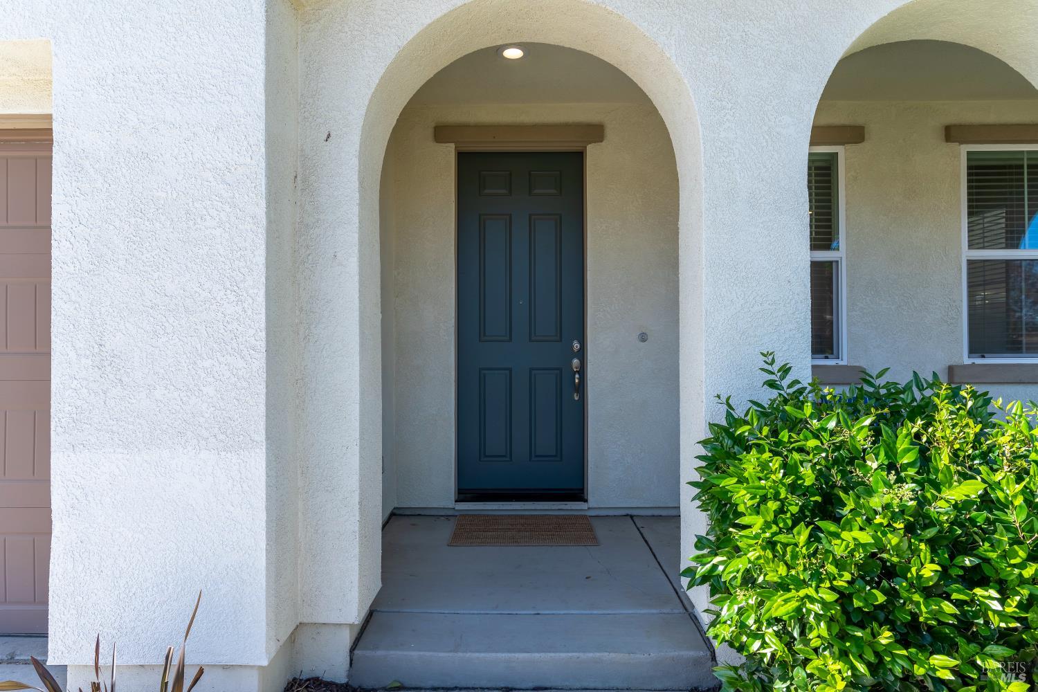 Detail Gallery Image 8 of 75 For 1535 Arlington Ct, Dixon,  CA 95620 - 4 Beds | 2/1 Baths