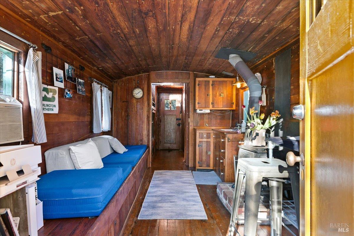 Detail Gallery Image 26 of 39 For 350 Canyon Rd, Geyserville,  CA 95441 - 2 Beds | 1/1 Baths