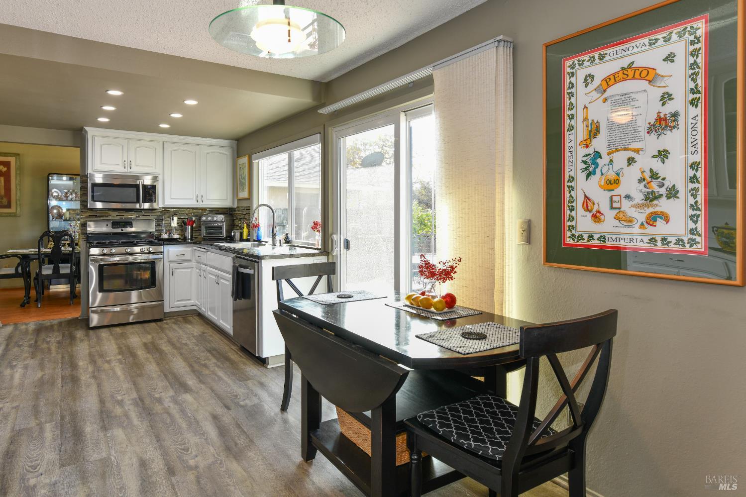 Detail Gallery Image 6 of 35 For 4139 via La Paz Unkn, Napa,  CA 94558 - 4 Beds | 2/1 Baths