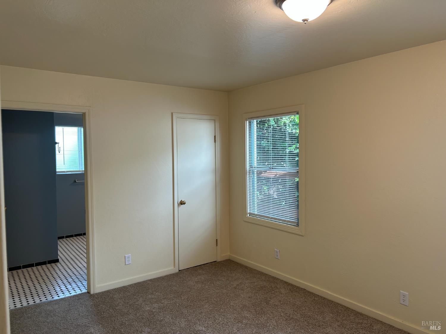 Detail Gallery Image 7 of 17 For 901 Humboldt St, Vallejo,  CA 94591 - 2 Beds | 2 Baths