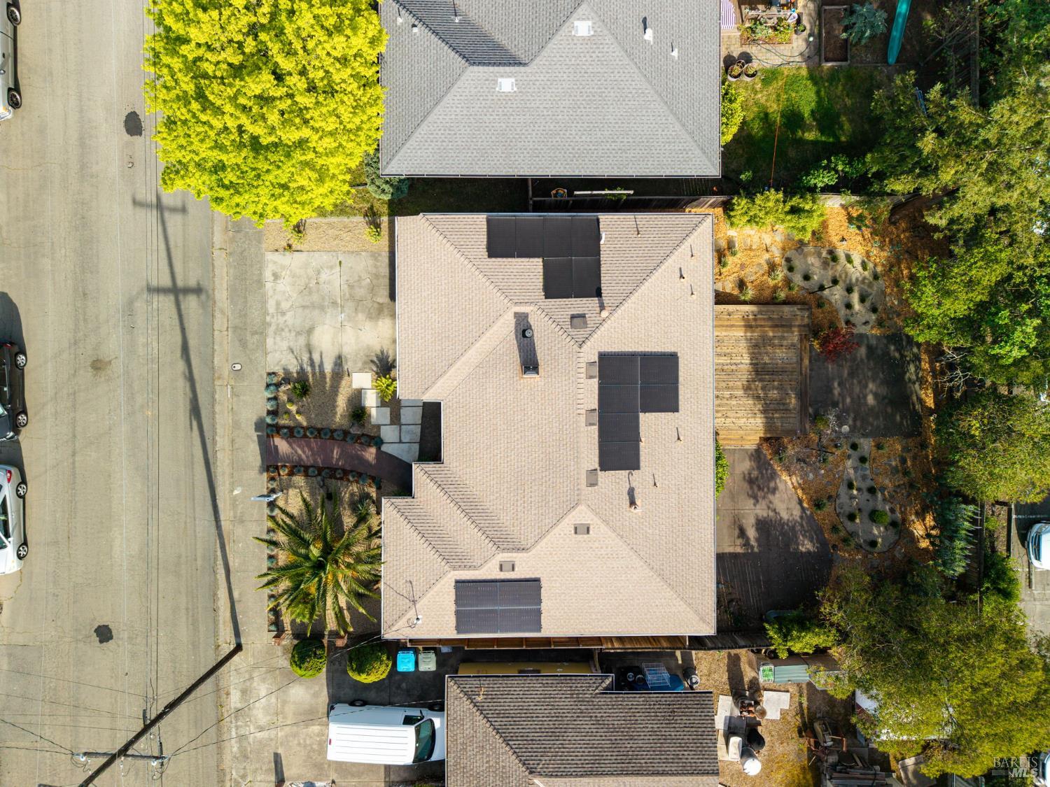 Detail Gallery Image 34 of 39 For 334 Richmond Dr, Santa Rosa,  CA 95401 - 4 Beds | 2 Baths