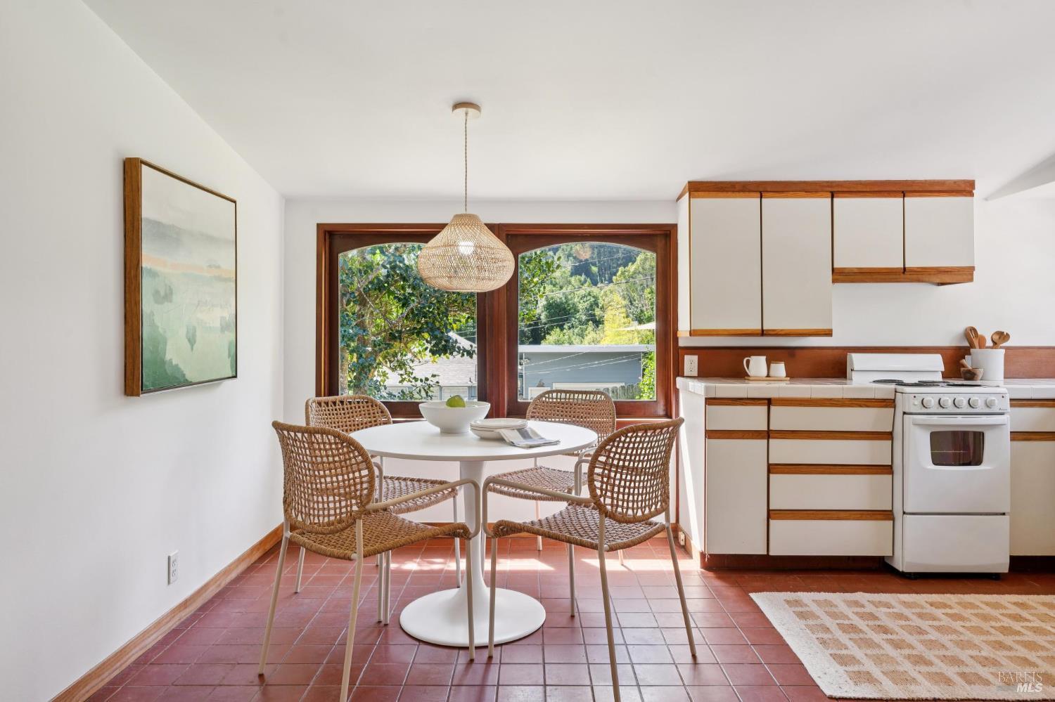 Detail Gallery Image 10 of 55 For 9 Portola Ave, Point Reyes Station,  CA 94956 - 3 Beds | 2 Baths