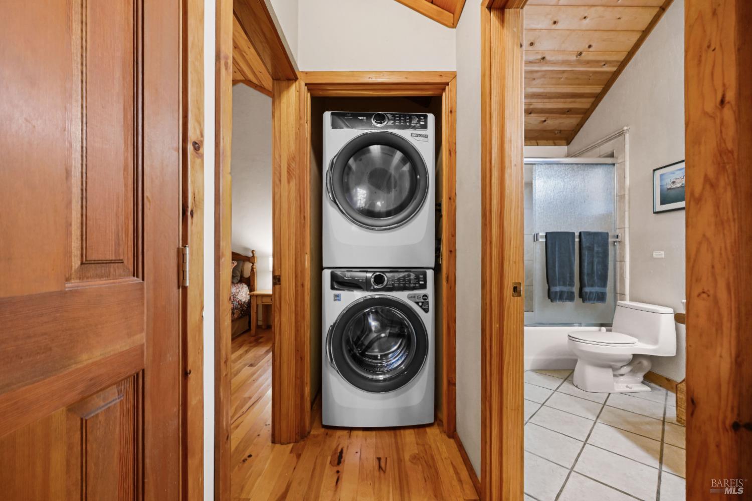 Detail Gallery Image 23 of 36 For 9 Huckleberry Hts, Cazadero,  CA 95421 - 1 Beds | 1 Baths