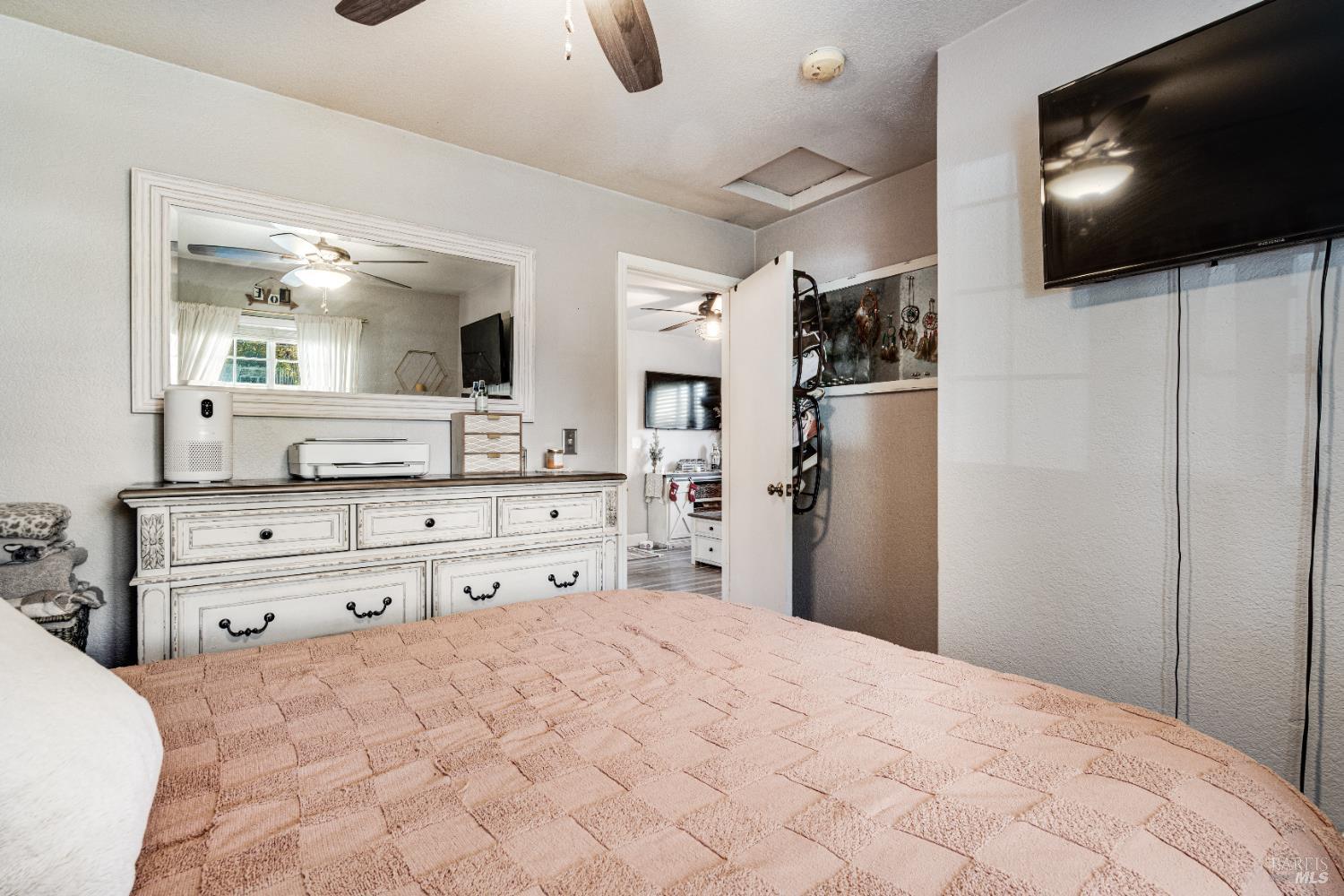 Detail Gallery Image 46 of 49 For 133 Bluebird Dr, Windsor,  CA 95492 - 4 Beds | 3/1 Baths