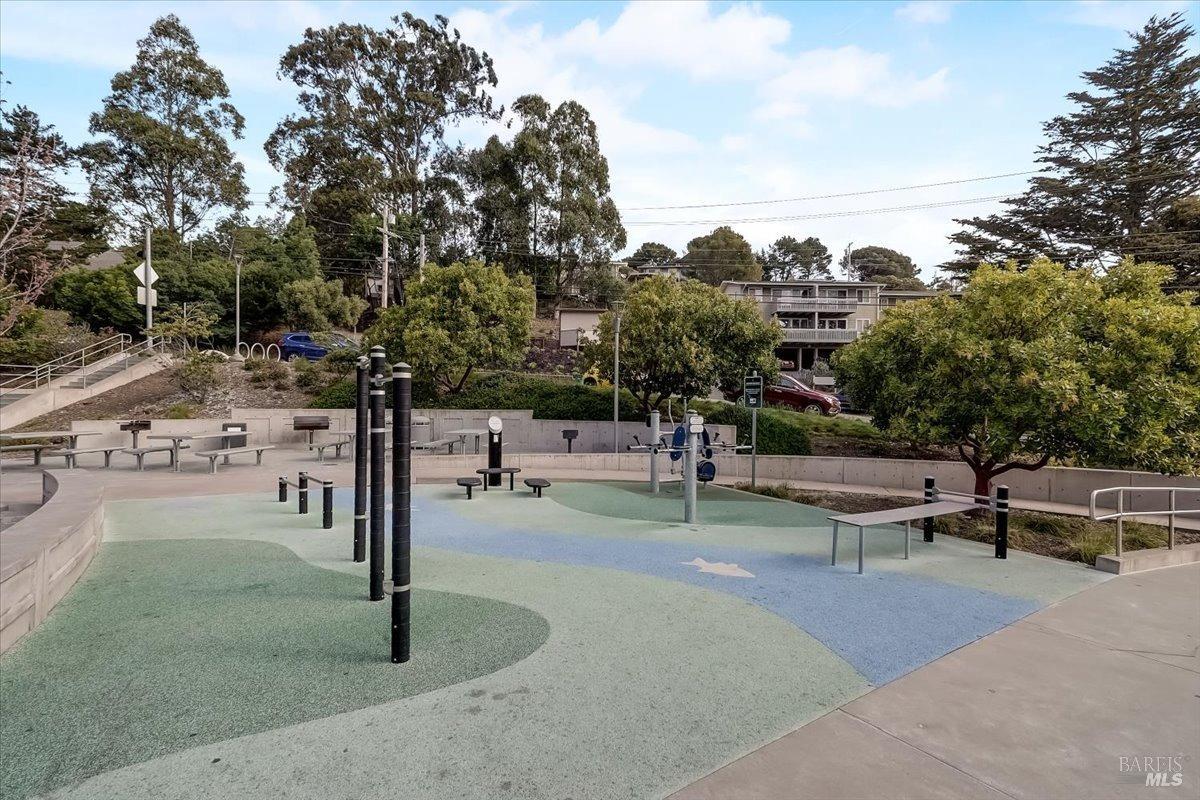 Detail Gallery Image 22 of 26 For 11 Commodore Marina Unkn, Mill Valley,  CA 94941 - 4 Beds | 4 Baths