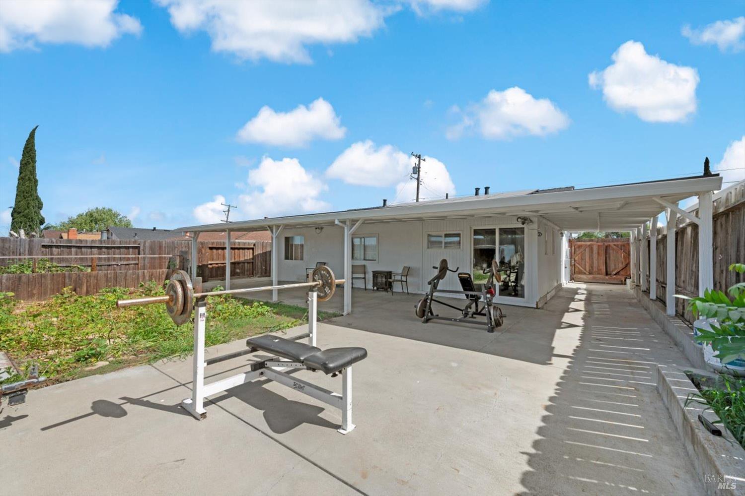 Detail Gallery Image 31 of 46 For 19 Wharf Dr, Pittsburg,  CA 94565 - 2 Beds | 1/1 Baths