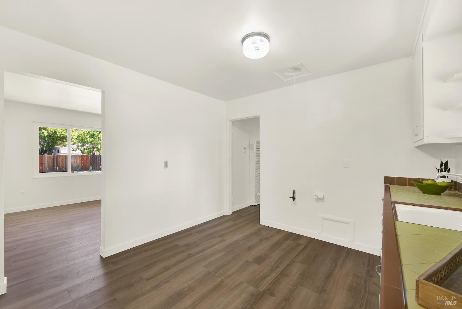 Detail Gallery Image 28 of 60 For 219 Hamilton Dr, Fairfield,  CA 94533 - 2 Beds | 1 Baths