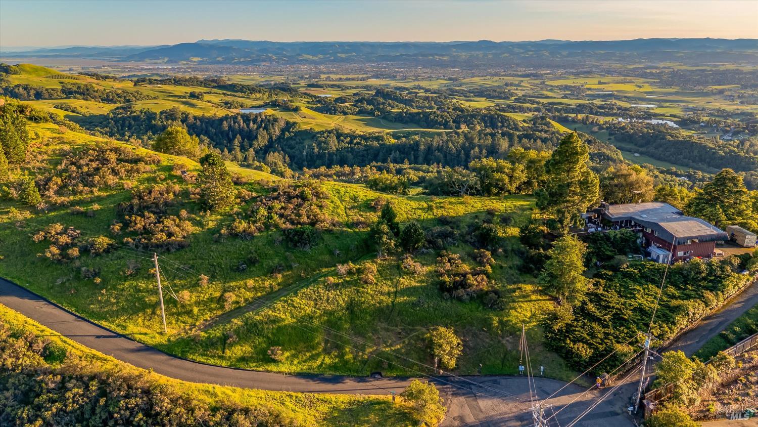 Detail Gallery Image 40 of 99 For 6048 Hyland Way, Penngrove,  CA 94951 - – Beds | – Baths