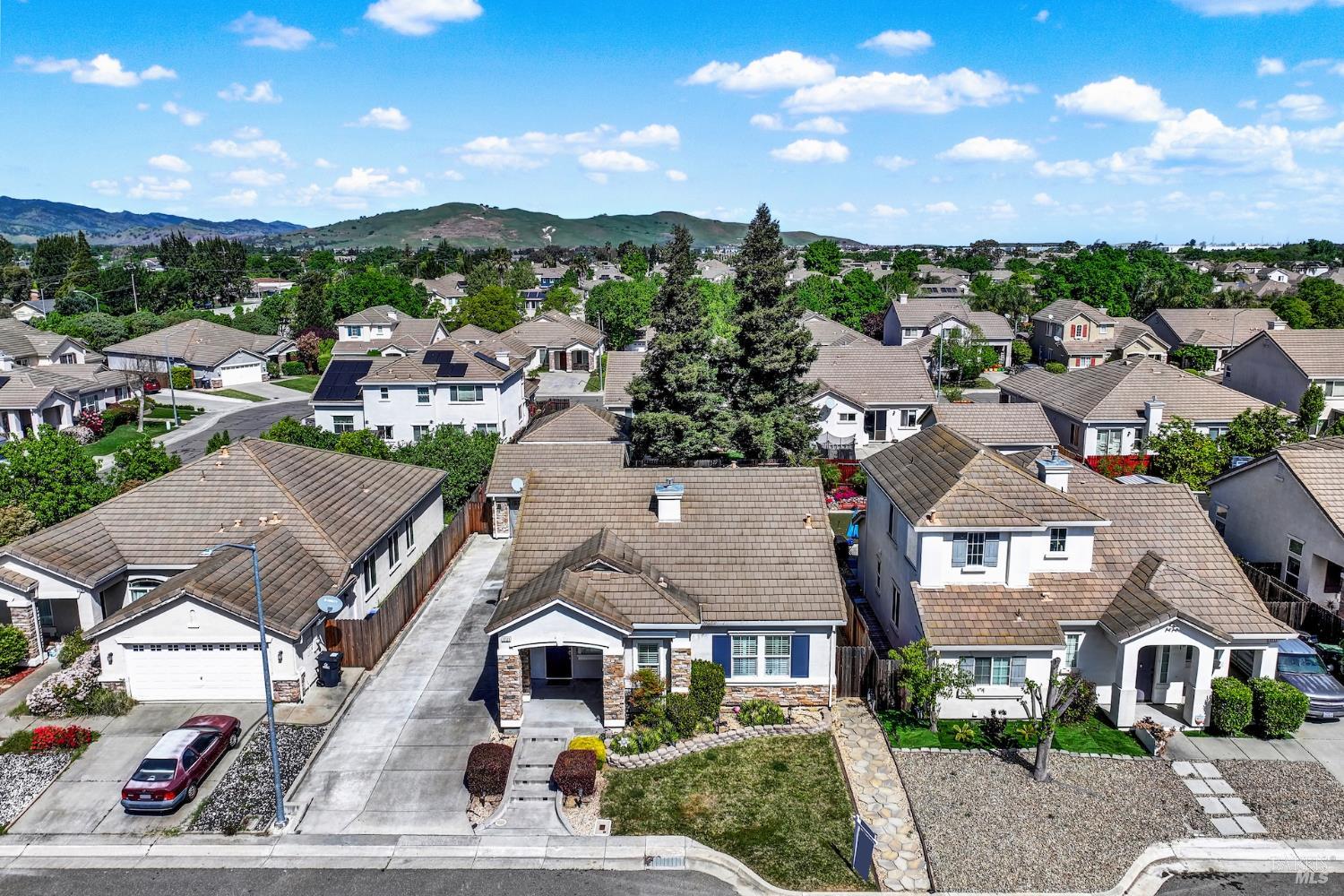 Detail Gallery Image 4 of 63 For 1721 Beale Cir, Suisun City,  CA 94585 - 3 Beds | 2 Baths