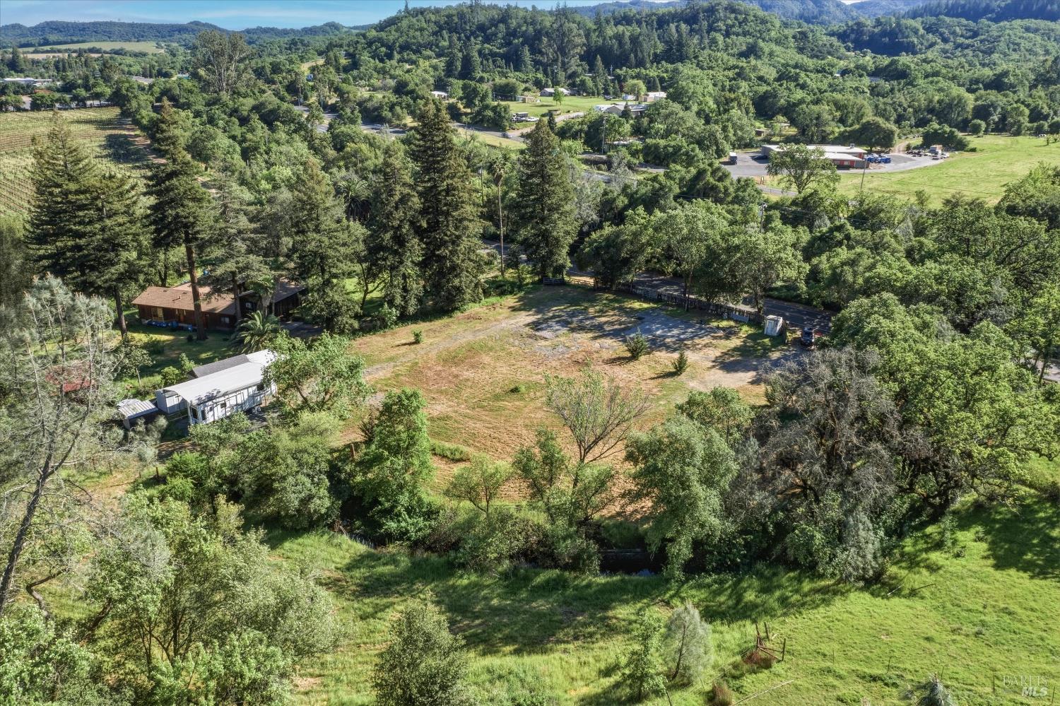 Detail Gallery Image 14 of 15 For 27632 Asti Rd, Cloverdale,  CA 95425 - – Beds | – Baths