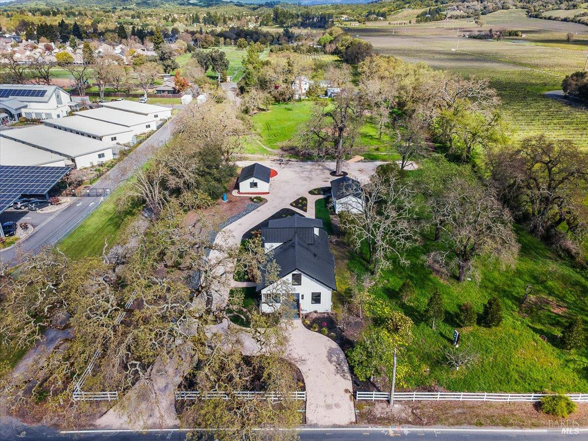 Detail Gallery Image 62 of 74 For 127 Pleasant Ave, Santa Rosa,  CA 95403 - 4 Beds | 4 Baths